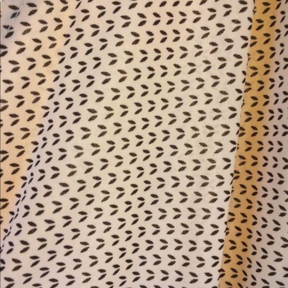 NWT! AA Studio Cream Short Sleeve V Neck Dress - Picture 3 of 5